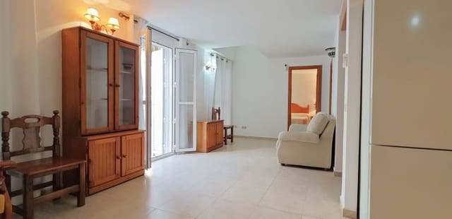 2 bedroom Apartment for sale in Benalmádena with garage - € 350,000 (Ref: 8902866)