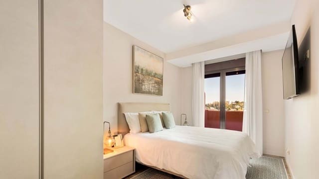 2 soveværelse Lejlighed til salg i Marbella med swimmingpool garage - € 360.000 (Ref: 8902893)