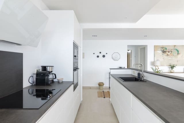 2 quarto Apartamento para venda em Fuengirola com garagem - 595 000 € (Ref: 8967084)