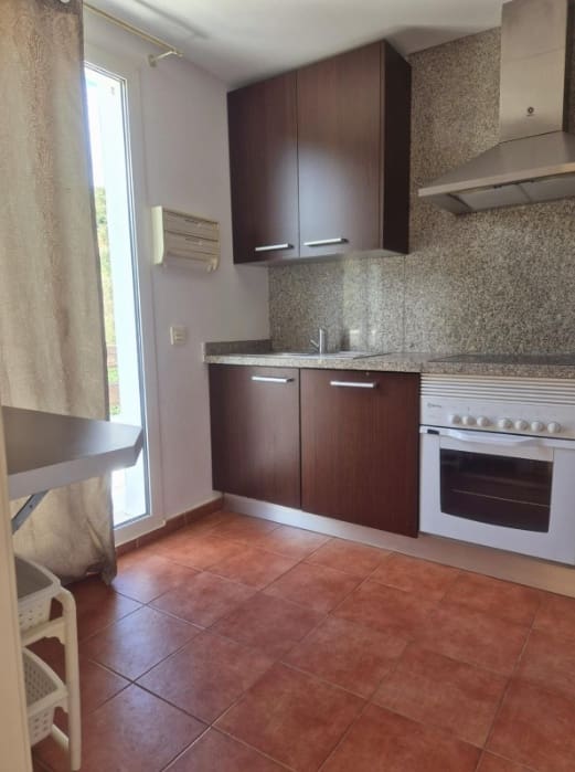 2 quarto Apartamento para venda em Estepona com piscina garagem - 299 000 € (Ref: 8973355)