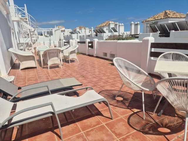 2 quarto Apartamento para venda em Estepona com piscina garagem - 299 000 € (Ref: 8973355)