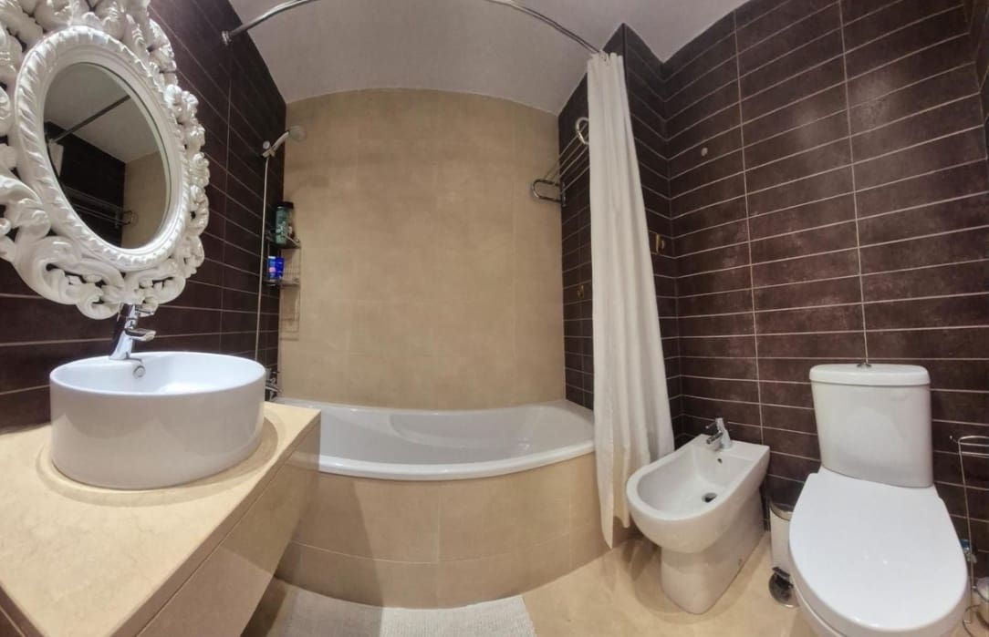 2 quarto Apartamento para venda em Estepona com piscina garagem - 299 000 € (Ref: 8973355)