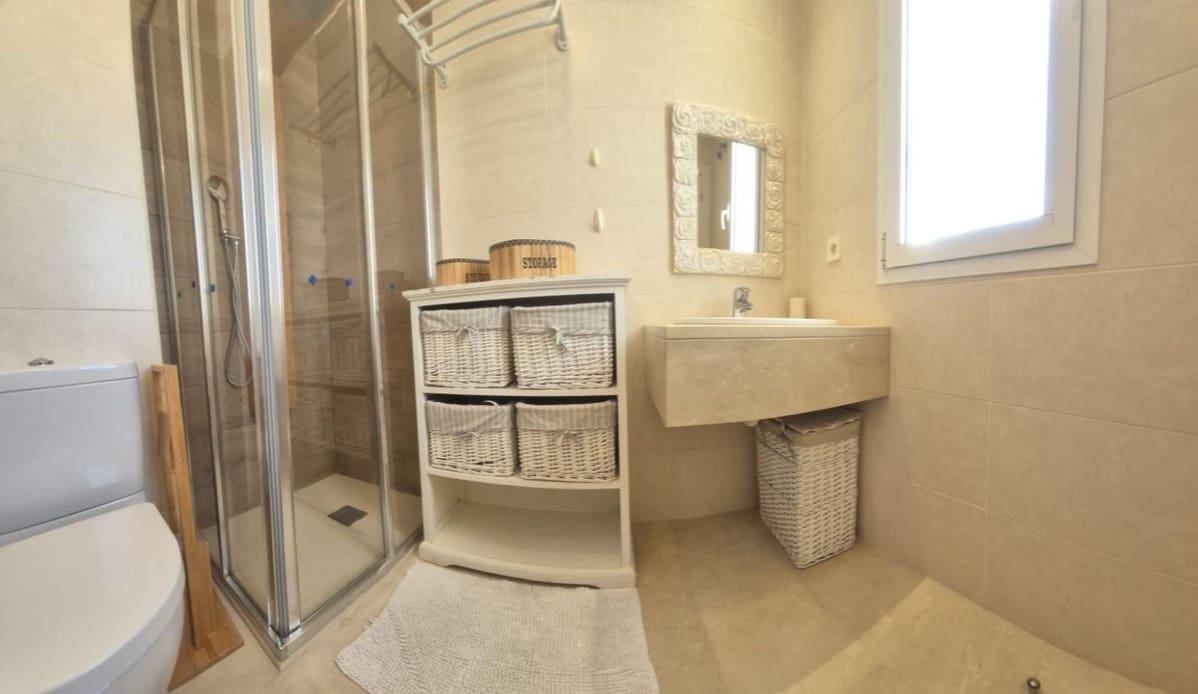 2 quarto Apartamento para venda em Estepona com piscina garagem - 299 000 € (Ref: 8973355)