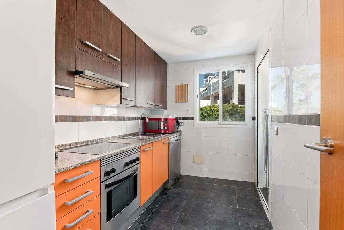 2 sypialnia Apartament na sprzedaż w Bahia de Casares z basenem garażem - 350 000 € (Ref: 8986614)