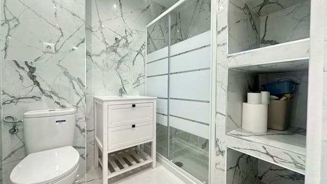 2 sypialnia Apartament na sprzedaż w Marbella - 370 000 € (Ref: 9013608)