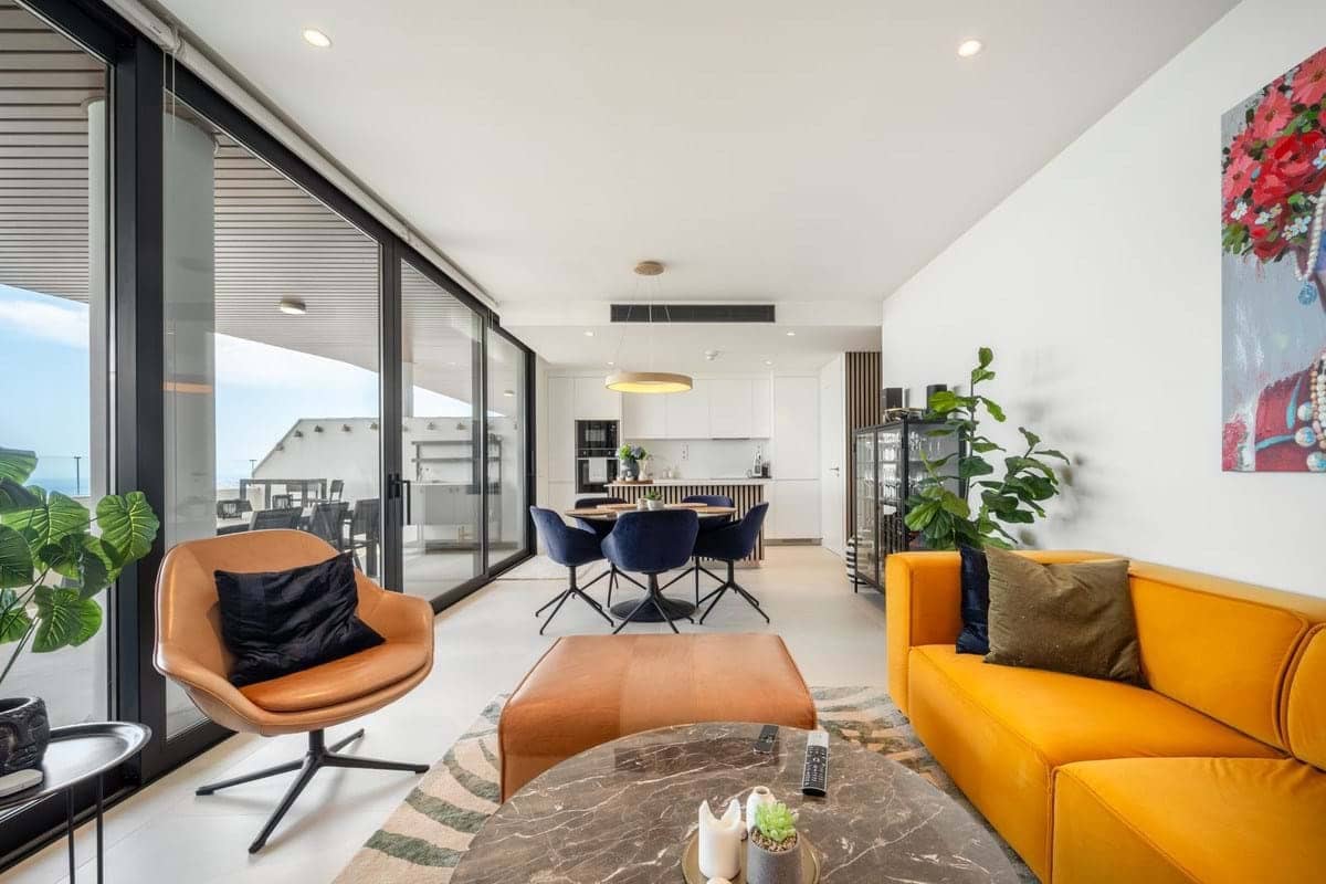 2 makuuhuone Huoneisto myytävänä paikassa Fuengirola mukana uima-altaan 
autotalli - 659 000 € (Ref: 9016606)