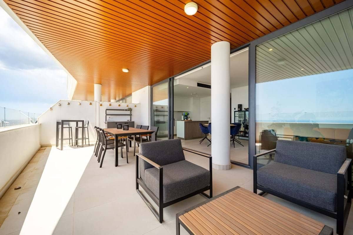 2 makuuhuone Huoneisto myytävänä paikassa Fuengirola mukana uima-altaan 
autotalli - 659 000 € (Ref: 9016606)