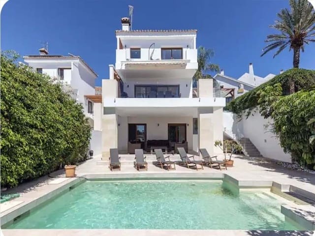 3 chambre Villa/Maison à vendre à Mijas avec piscine garage - 1 799 000 € (Ref: 9022311)