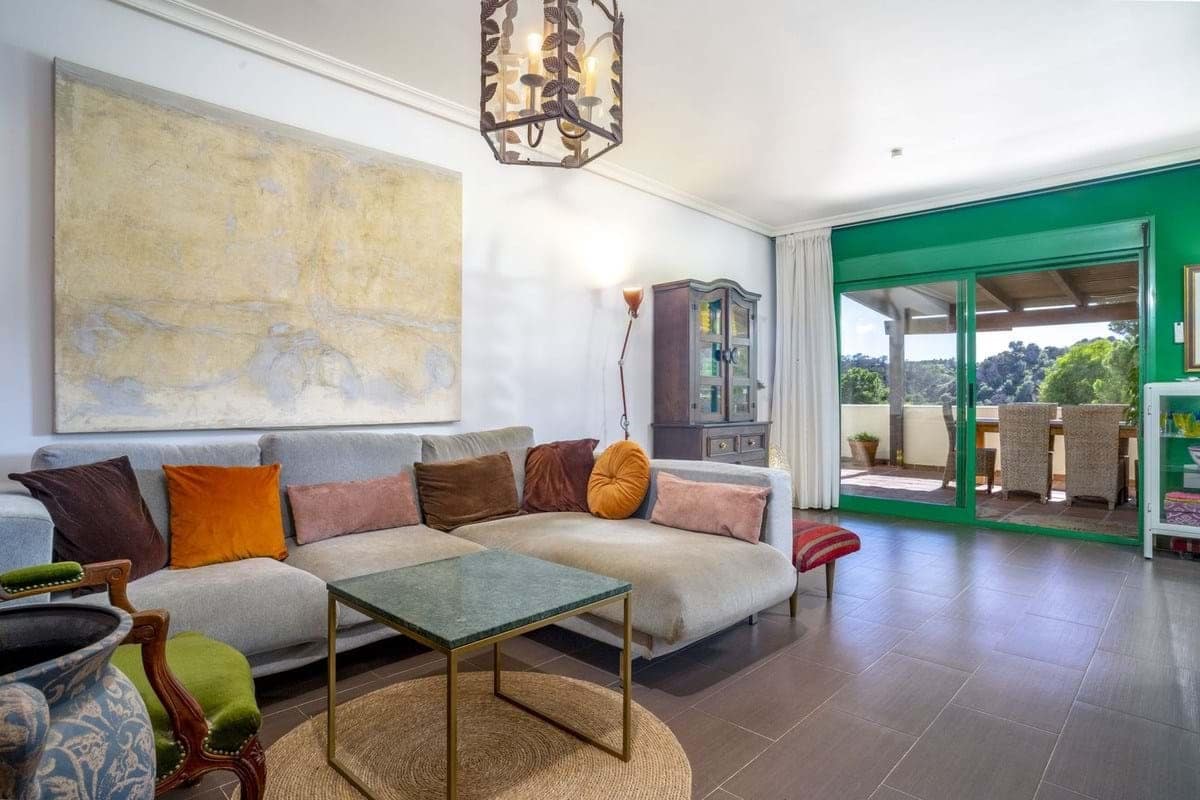 2 bedroom Apartment for sale in Estepona with pool garage - € 339,000 (Ref: 9022885)