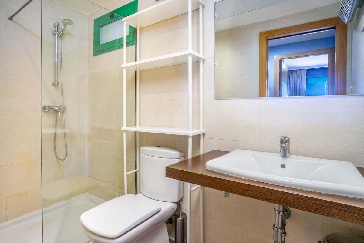 2 bedroom Apartment for sale in Estepona with pool garage - € 339,000 (Ref: 9022885)