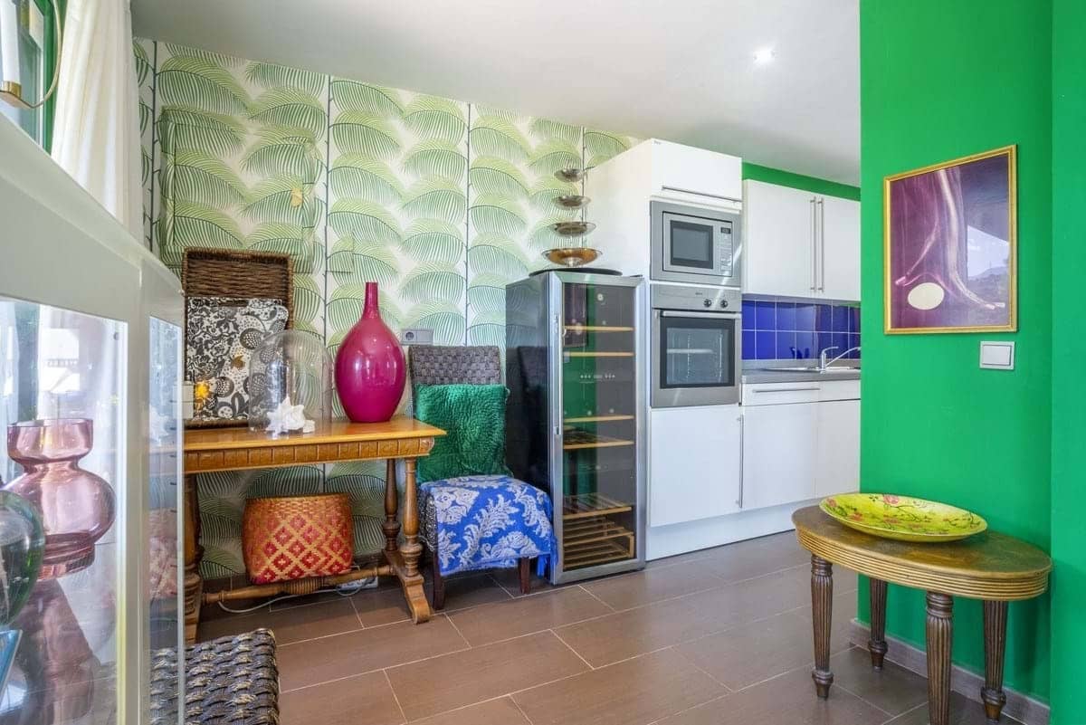 2 bedroom Apartment for sale in Estepona with pool garage - € 339,000 (Ref: 9022885)