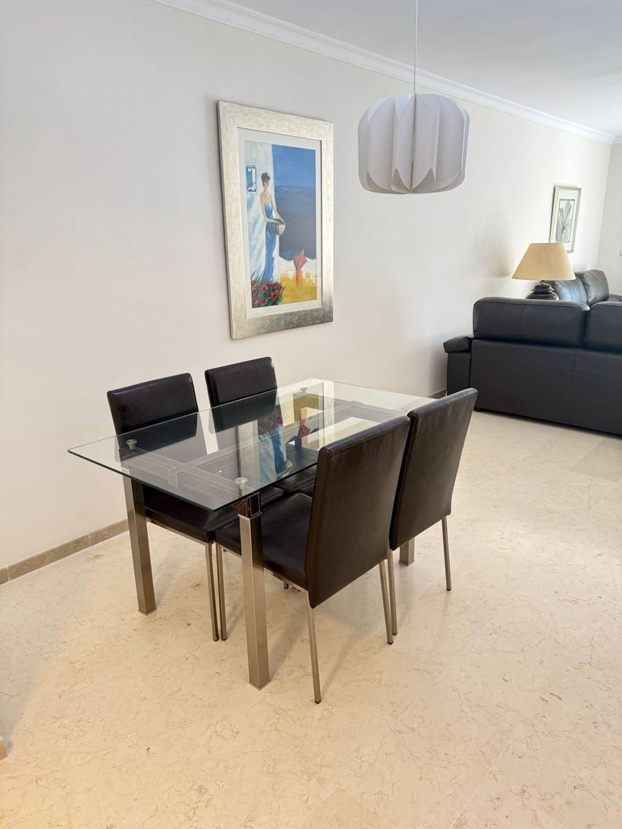 Apartamento de 2 habitaciones en Marbella en venta con piscina garaje - 350.000 € (Ref: 9024029)