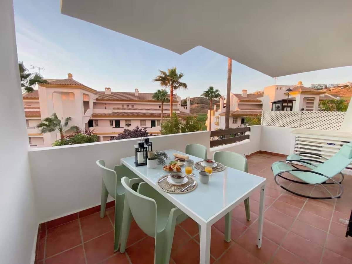2 bedroom Apartment for sale in Mijas with pool garage - € 280,000 (Ref: 9024034)