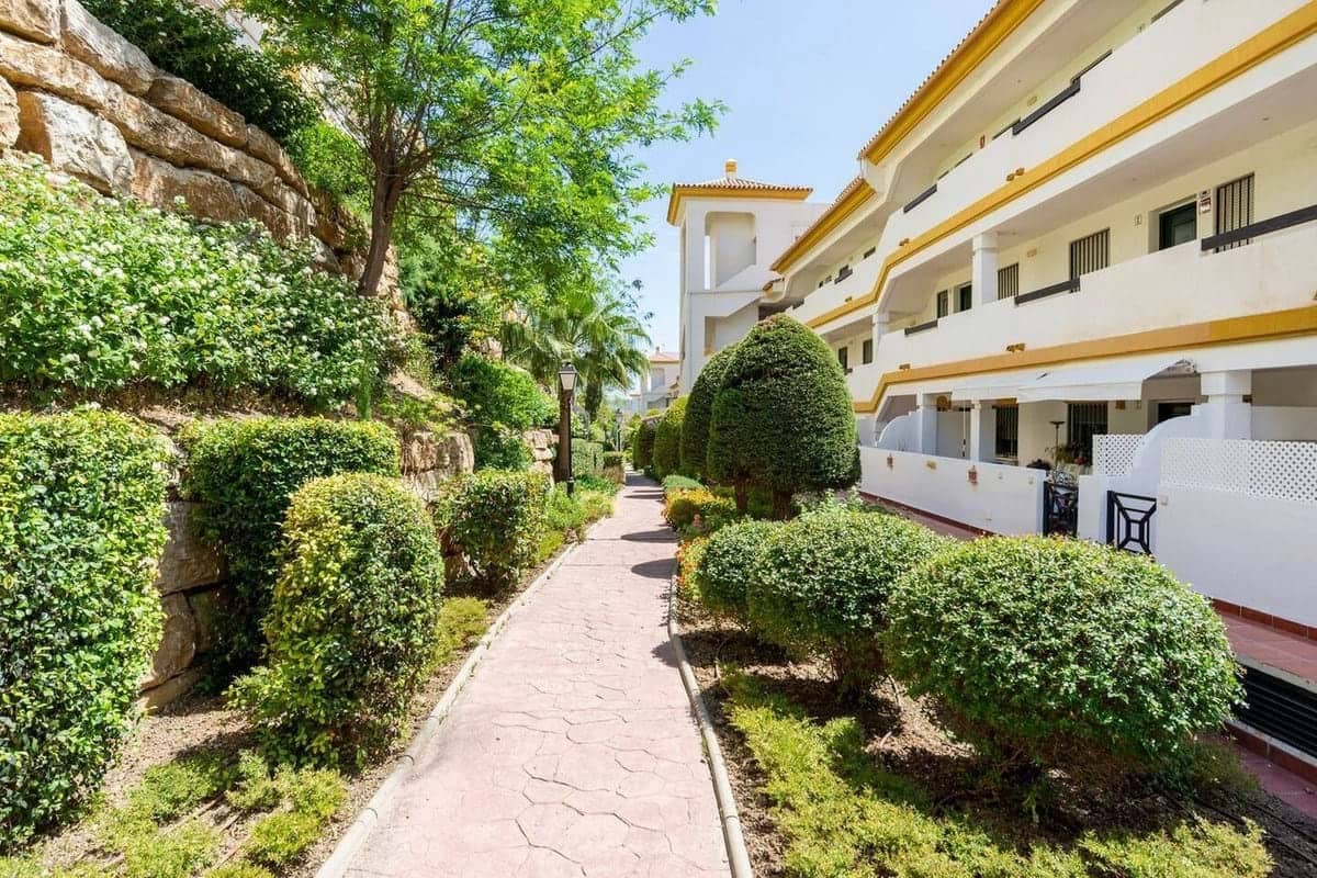 2 bedroom Apartment for sale in Mijas with pool garage - € 280,000 (Ref: 9024034)