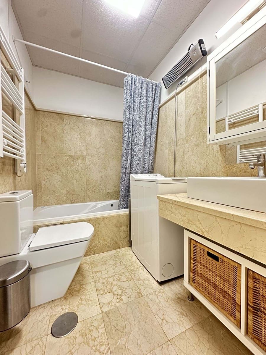 2 bedroom Apartment for sale in Benahavis with pool garage - € 275,000 (Ref: 9029259)