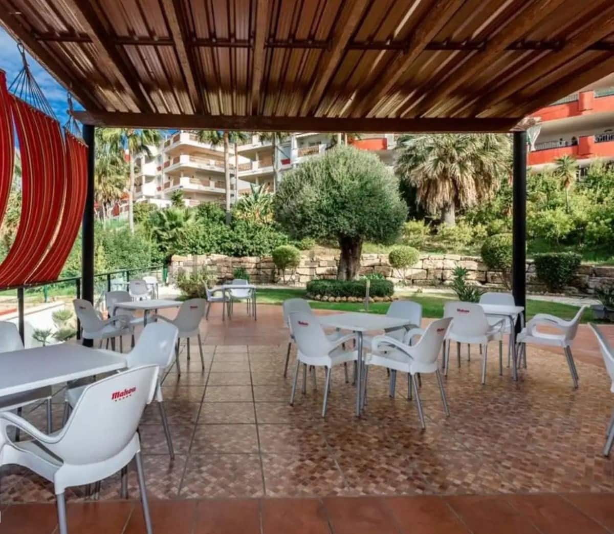 2 bedroom Apartment for sale in Mijas with pool garage - € 289,000 (Ref: 9046338)
