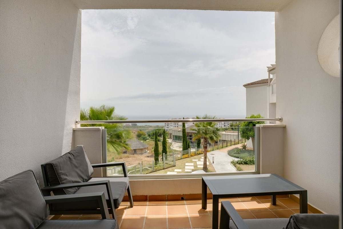 3 bedroom Apartment for sale in Manilva with pool - € 275,000 (Ref: 9057210)