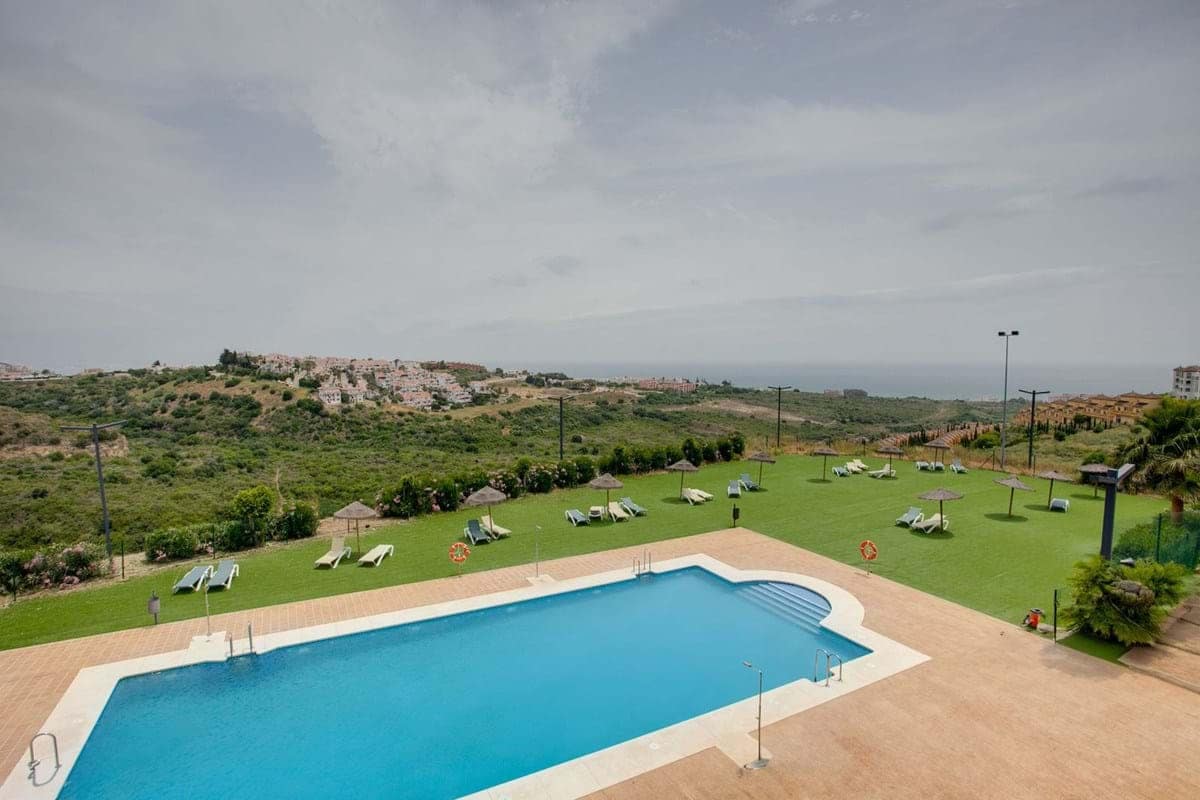 3 bedroom Apartment for sale in Manilva with pool - € 275,000 (Ref: 9057210)