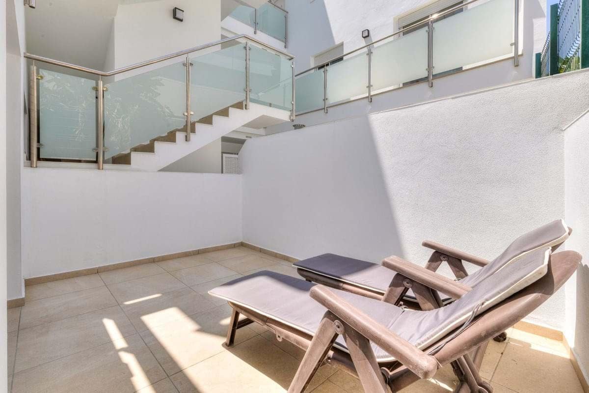 Apartamento de 3 habitaciones en Fuengirola en venta con garaje - 360.027 € (Ref: 9057213)