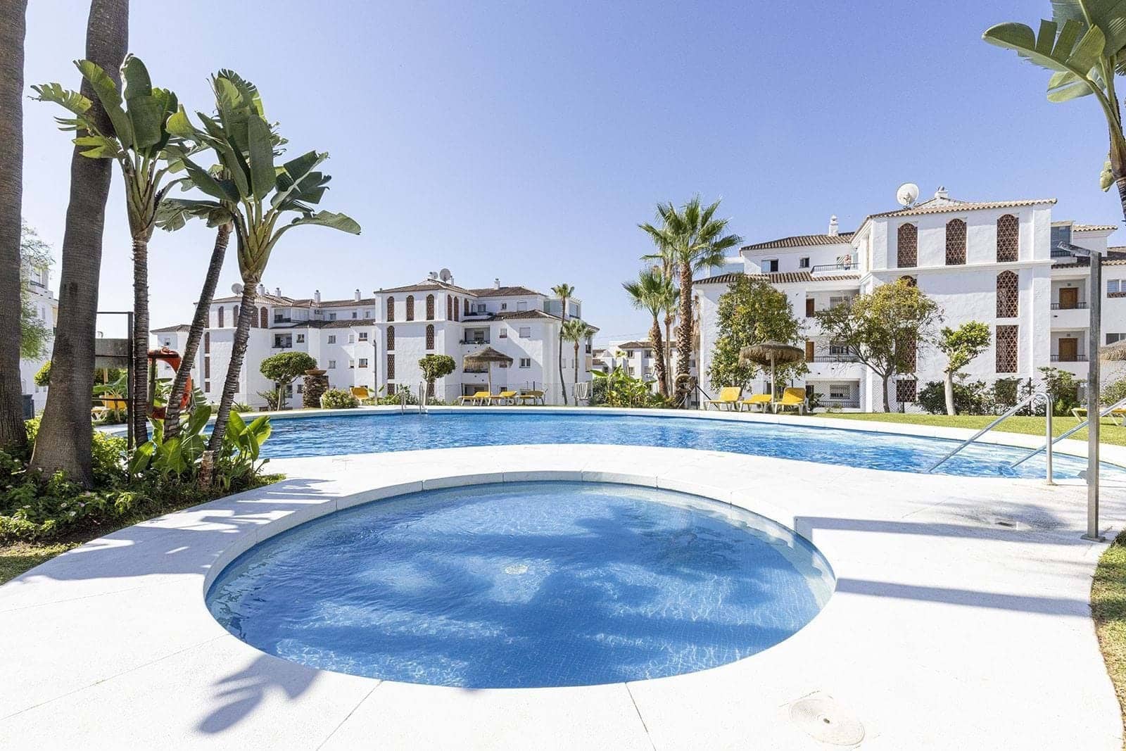 2 bedroom Apartment for sale in Mijas with pool garage - € 359,995 (Ref: 9116580)