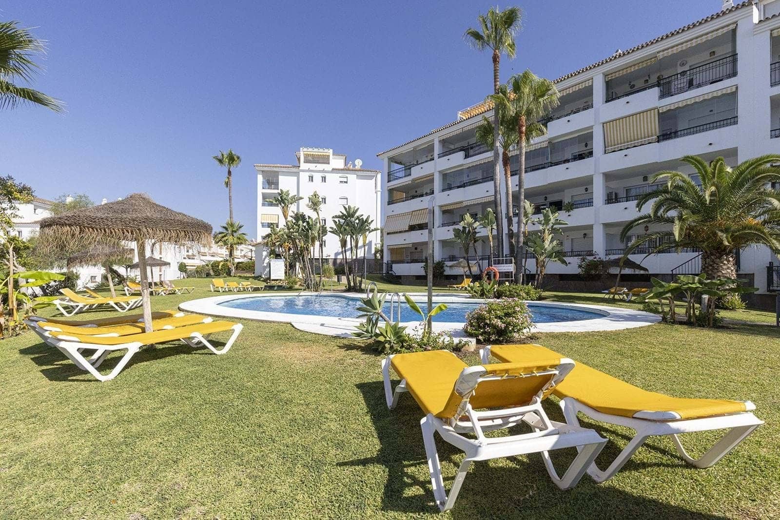 2 bedroom Apartment for sale in Mijas with pool garage - € 359,995 (Ref: 9116580)