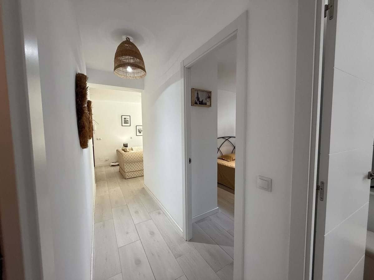 3 bedroom Apartment for sale in Estepona with pool garage - € 299,000 (Ref: 9123543)