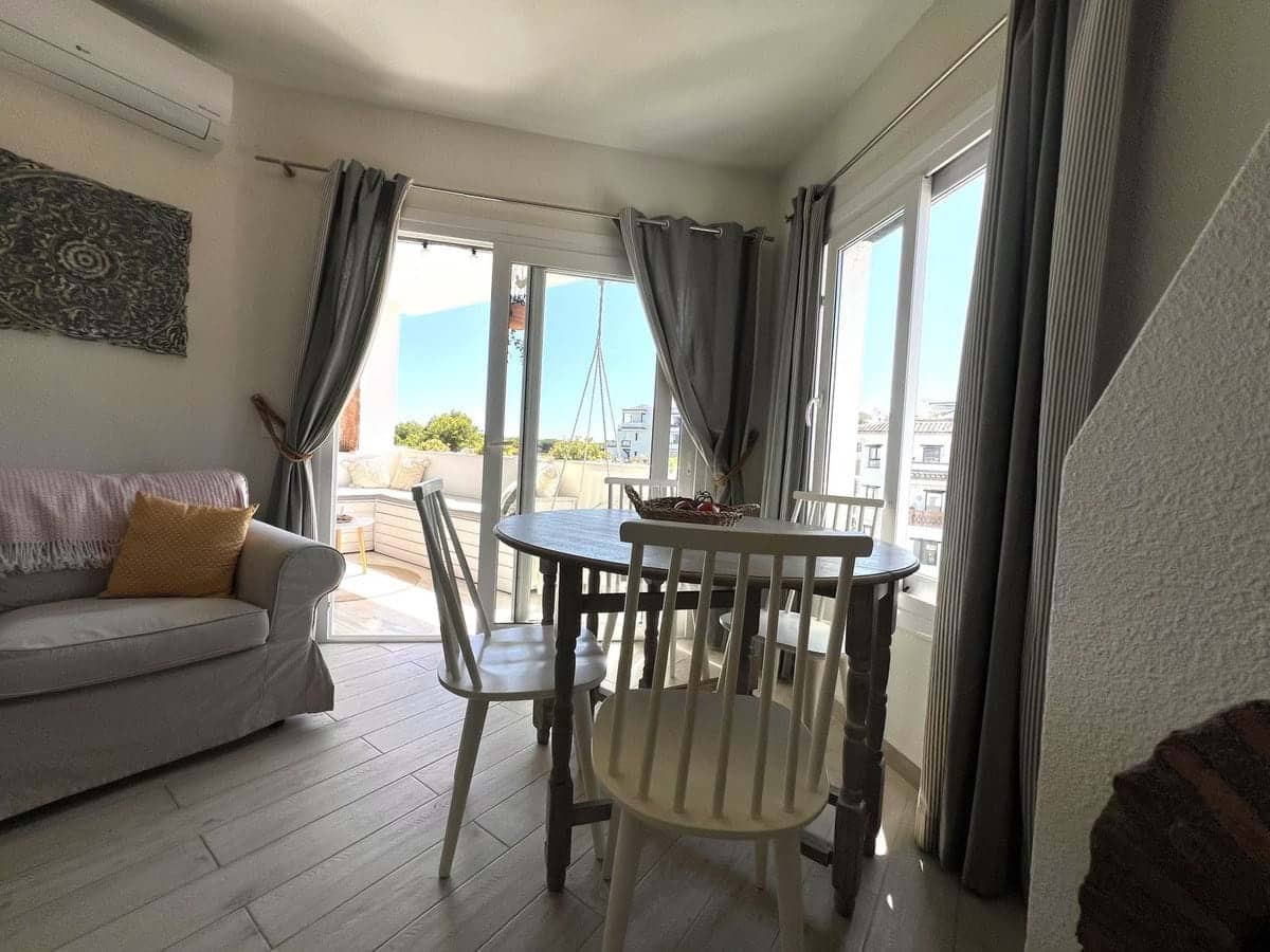2 bedroom Apartment for sale in Mijas with pool garage - € 329,000 (Ref: 9123702)