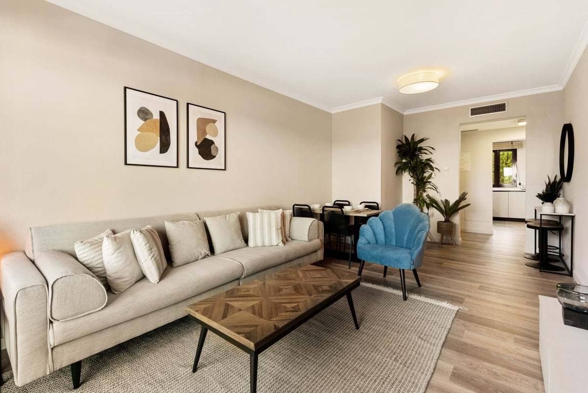 2 bedroom Apartment for sale in Benahavis with pool garage - € 299,000 (Ref: 9129401)