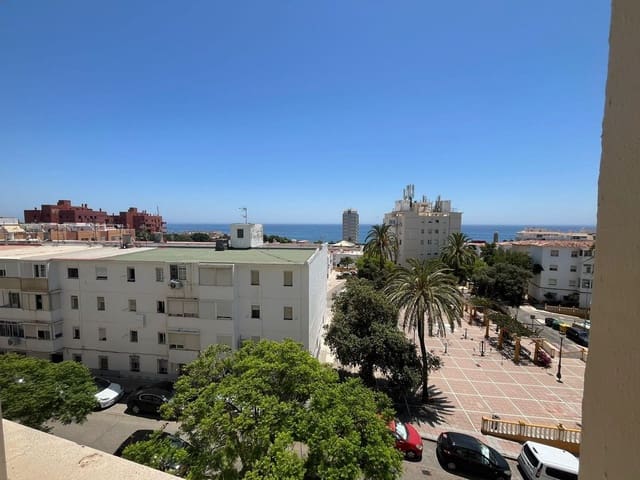 4 bedroom Apartment for sale in Estepona with garage - € 287,000 (Ref: 9129456)