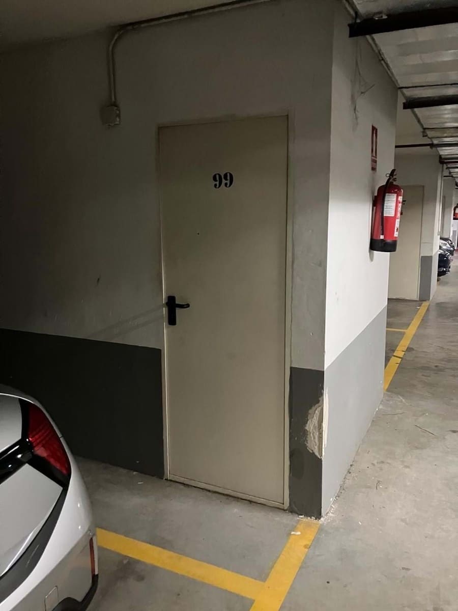 2 bedroom Apartment for sale in Marbella with pool garage - € 455,000 (Ref: 9130212)