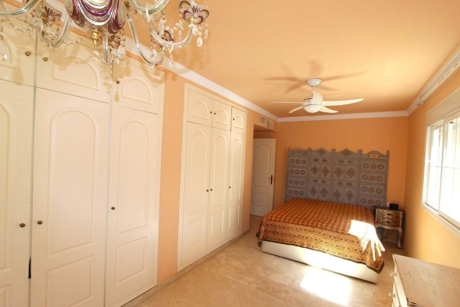 2 bedroom Apartment for sale in Marbella with pool garage - € 455,000 (Ref: 9130212)