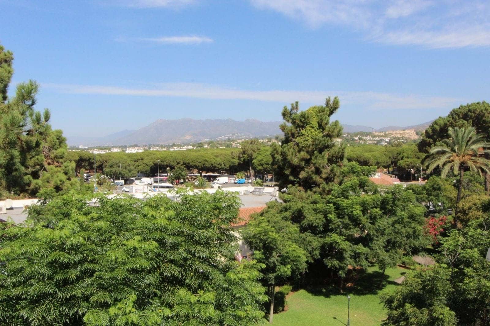 2 bedroom Apartment for sale in Marbella with pool garage - € 455,000 (Ref: 9130212)