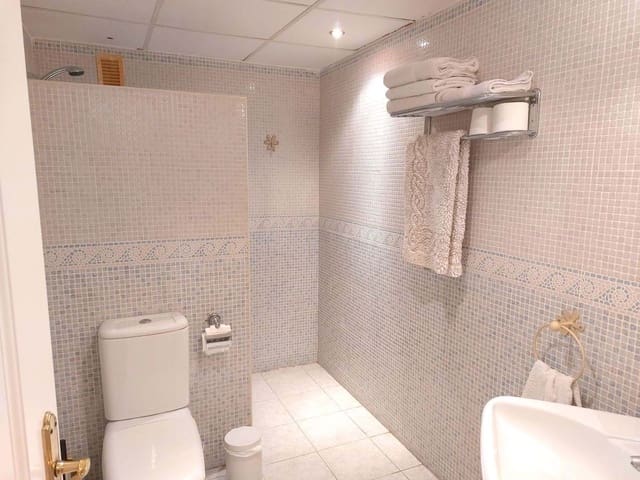 2 bedroom Apartment for sale in Marbella with pool garage - € 455,000 (Ref: 9130212)