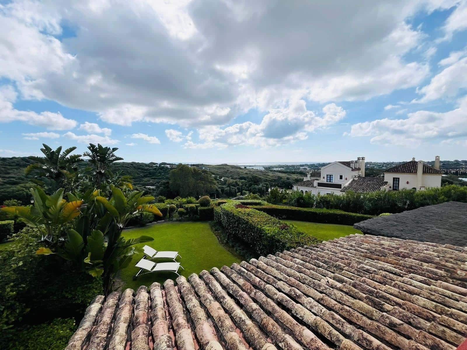 3 soverom Villa til salgs i Cadiz by med svømmebasseng garasje - € 695 000 (Ref: 9143727)