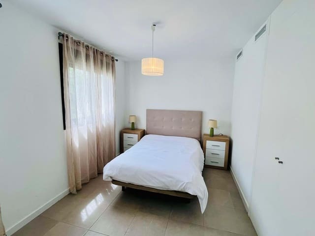 Apartamento de 2 habitaciones en Casares en venta con piscina garaje - 429.000 € (Ref: 9143728)