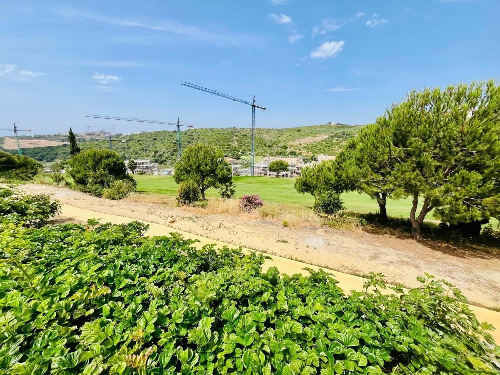 2 bedroom Apartment for sale in Casares with pool garage - € 429,000 (Ref: 9143728)