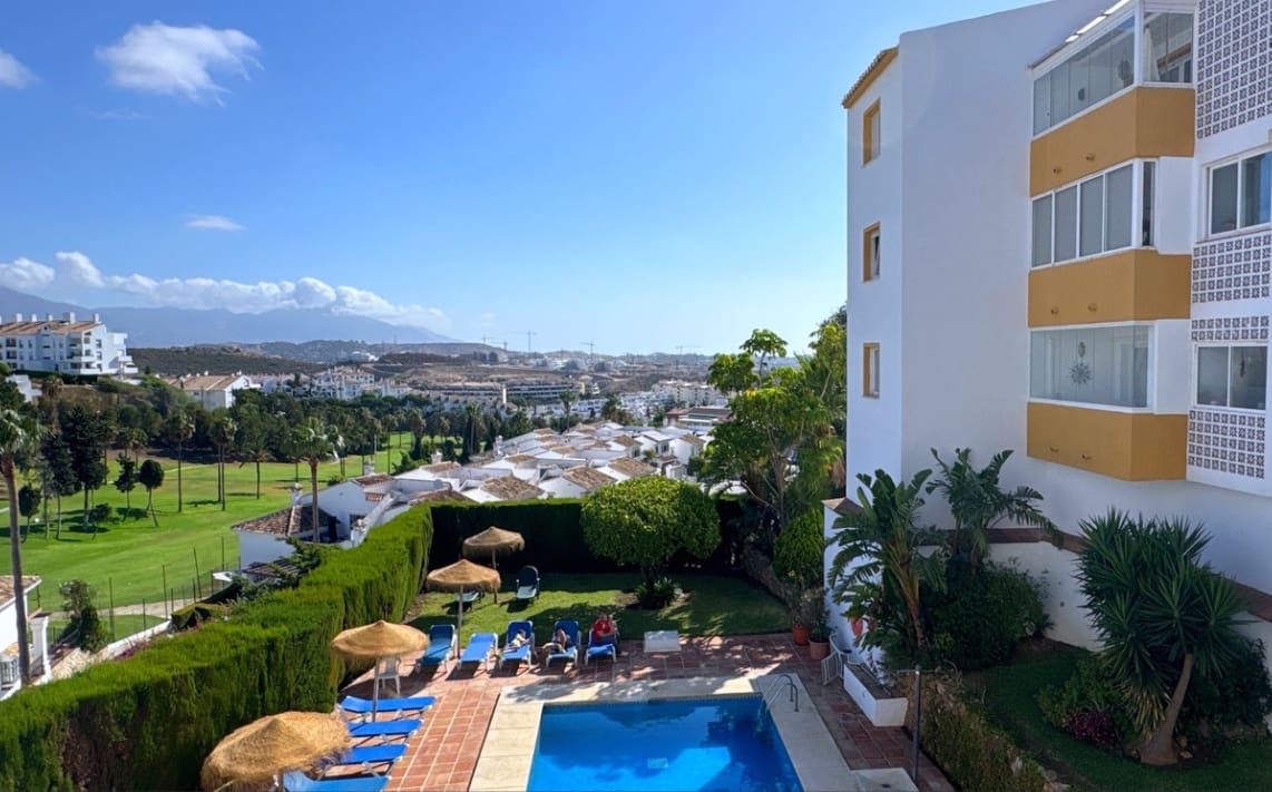 2 bedroom Apartment for sale in Mijas with pool - € 275,000 (Ref: 9145146)