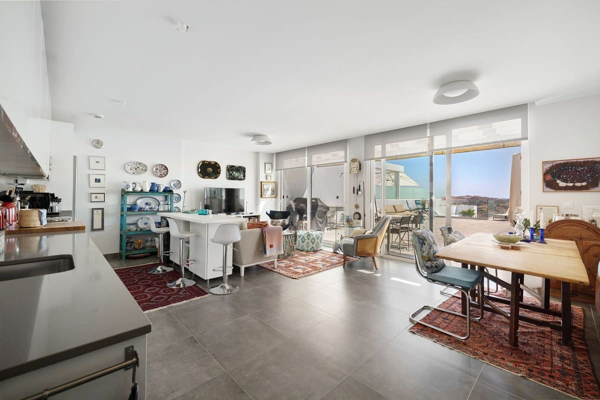 3 bedroom Apartment for sale in Mijas with pool garage - € 695,000 (Ref: 9146104)