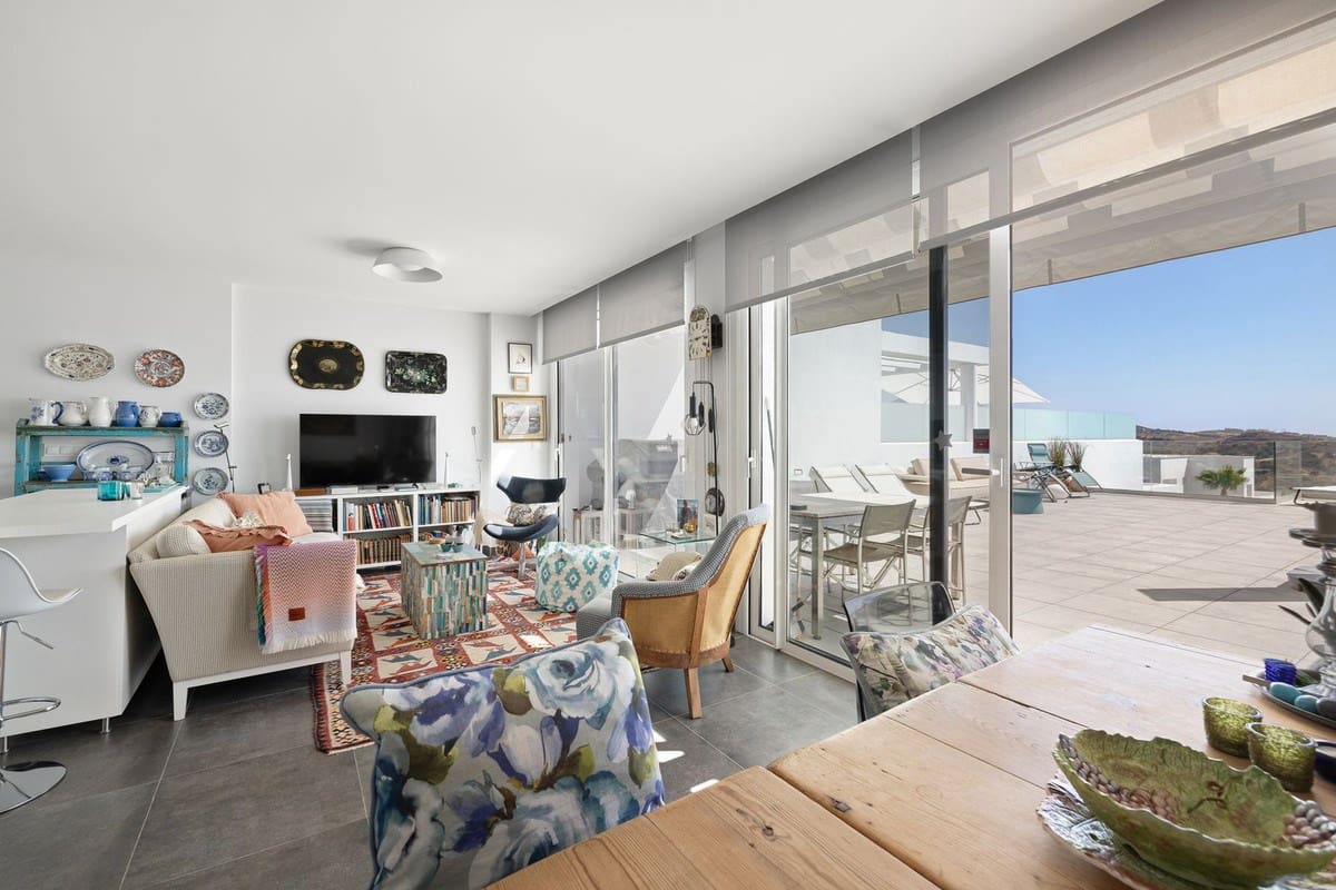 3 bedroom Apartment for sale in Mijas with pool garage - € 695,000 (Ref: 9146104)