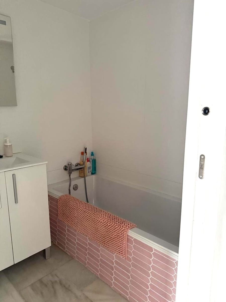 3 quarto Apartamento para venda em Manilva com piscina garagem - 349 000 € (Ref: 9148094)