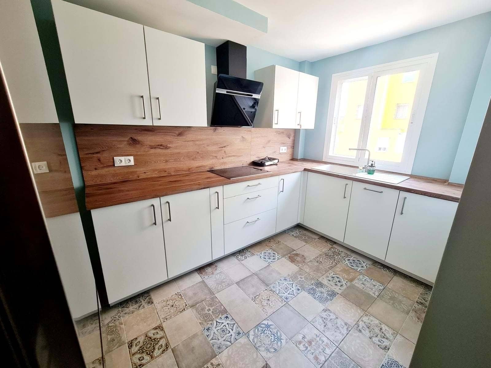 3 bedroom Apartment for sale in Marbella - € 325,000 (Ref: 9149742)