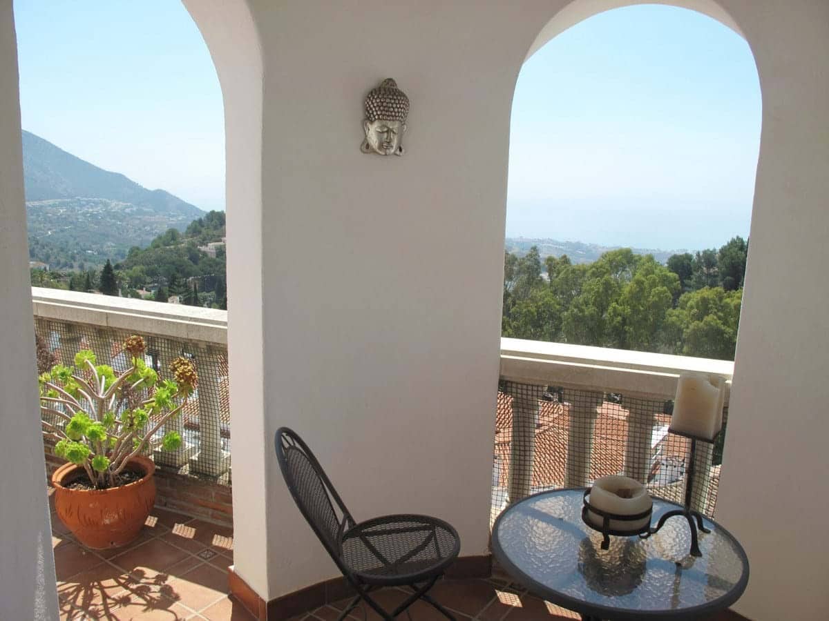 3 bedroom Apartment for sale in Mijas with garage - € 595,000 (Ref: 9150637)