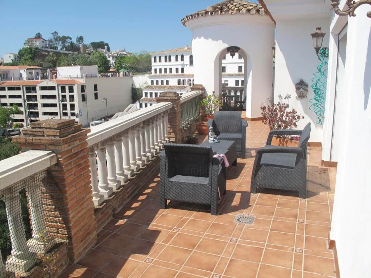 3 bedroom Apartment for sale in Mijas with garage - € 595,000 (Ref: 9150637)