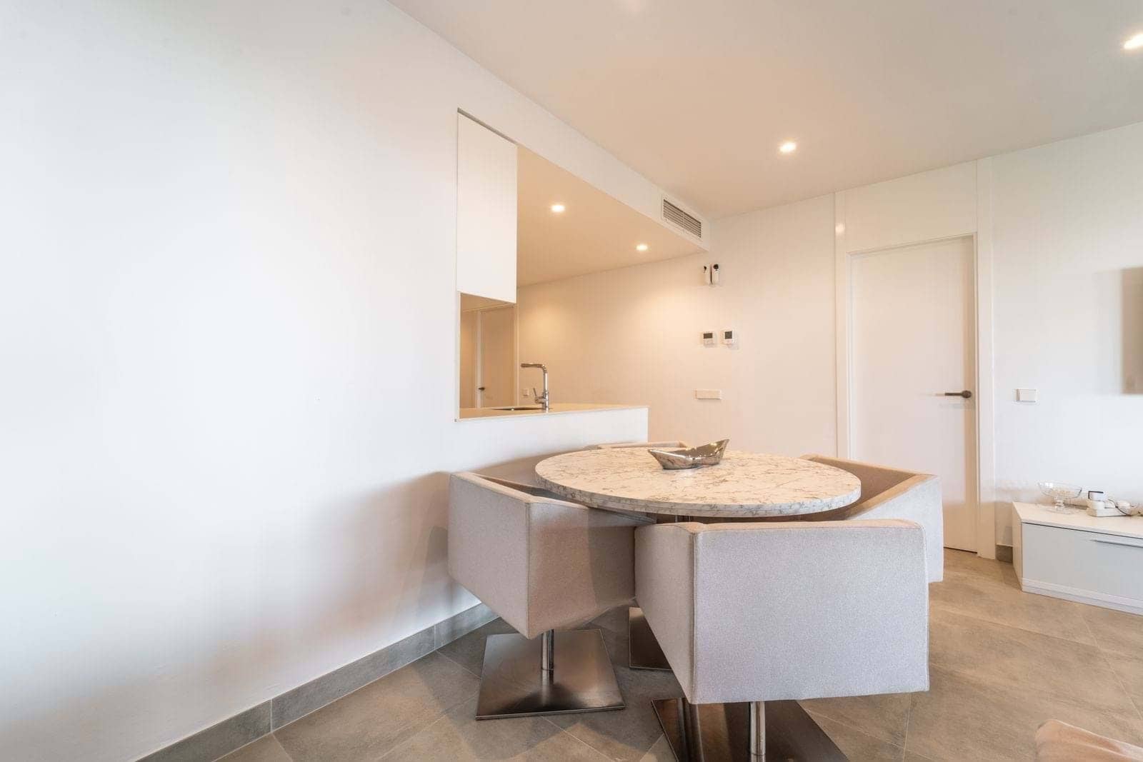 2 bedroom Apartment for sale in Fuengirola with pool garage - € 535,000 (Ref: 9150905)