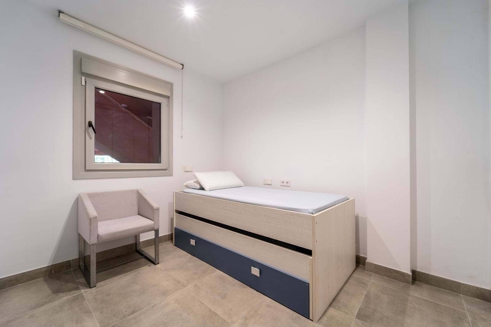 2 bedroom Apartment for sale in Fuengirola with pool garage - € 535,000 (Ref: 9150905)