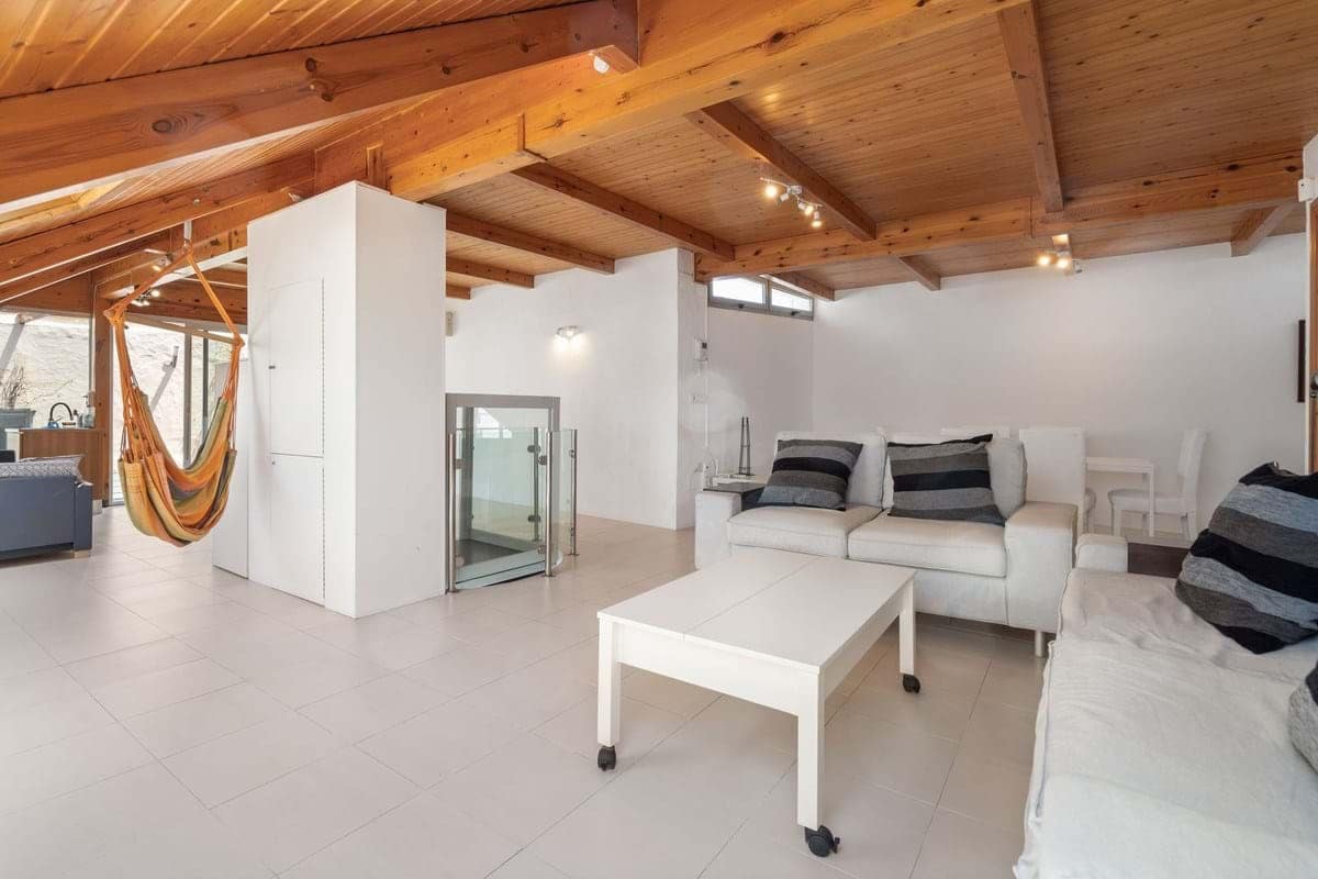 3 bedroom Apartment for sale in Fuengirola with garage - € 618,000 (Ref: 9153220)