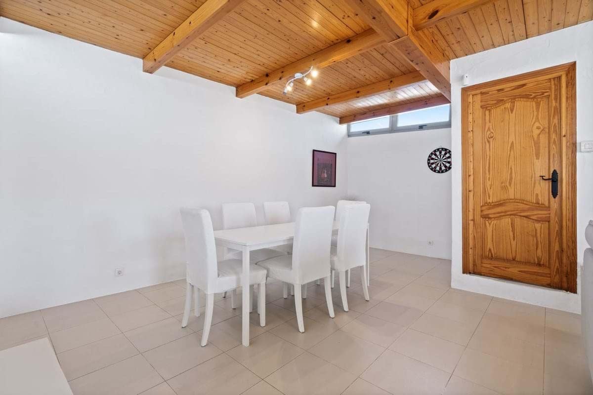 3 bedroom Apartment for sale in Fuengirola with garage - € 618,000 (Ref: 9153220)