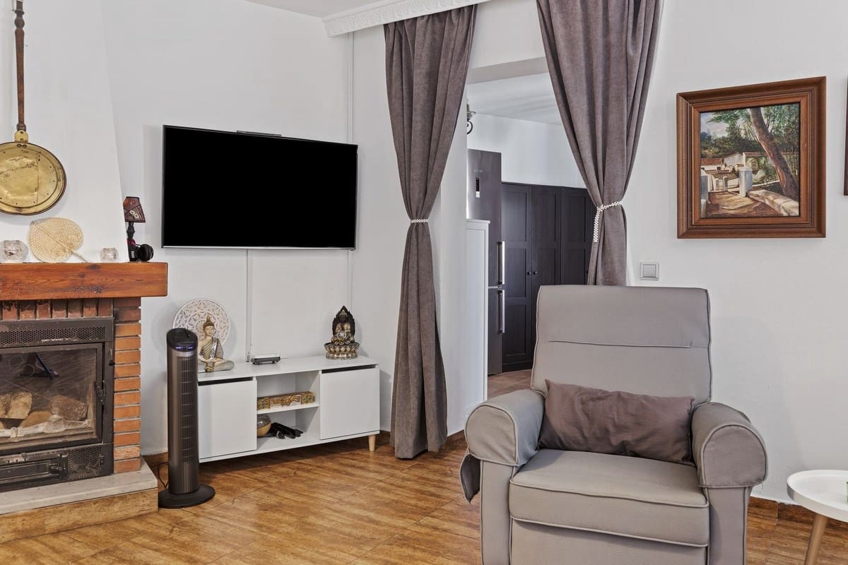 Chalet de 4 habitaciones en Fuengirola en venta - 555.000 € (Ref: 9165480)