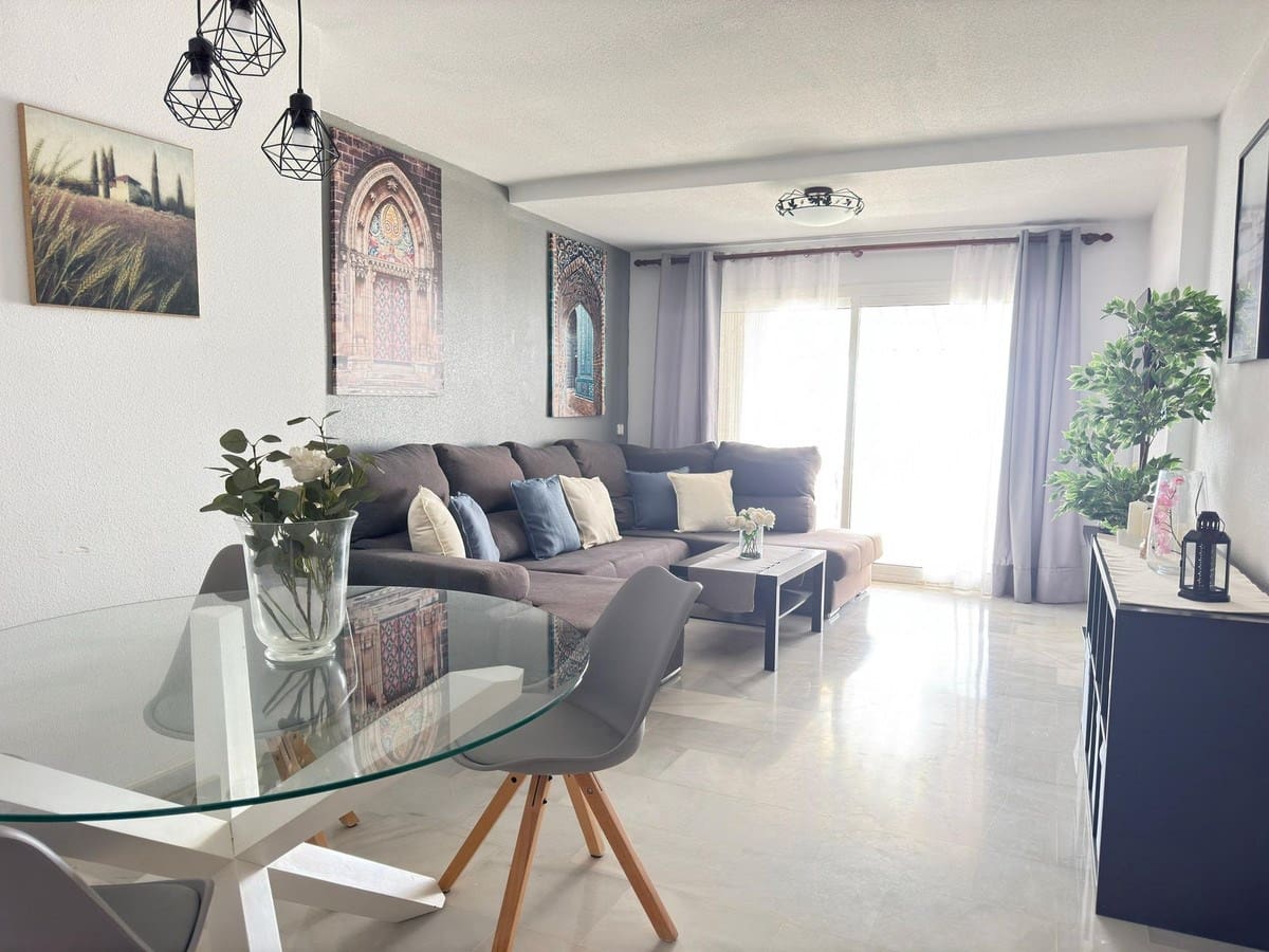 2 bedroom Apartment for sale in Mijas with pool - € 409,500 (Ref: 9166733)