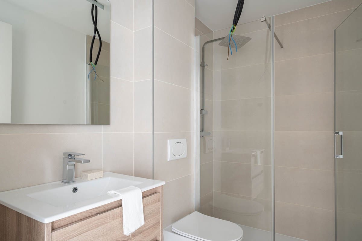 Apartamento de 2 habitaciones en Fuengirola en venta con piscina garaje - 590.000 € (Ref: 9166778)